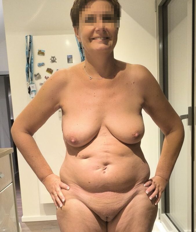 Sur Rezé, femme cougar pour plan cul direct